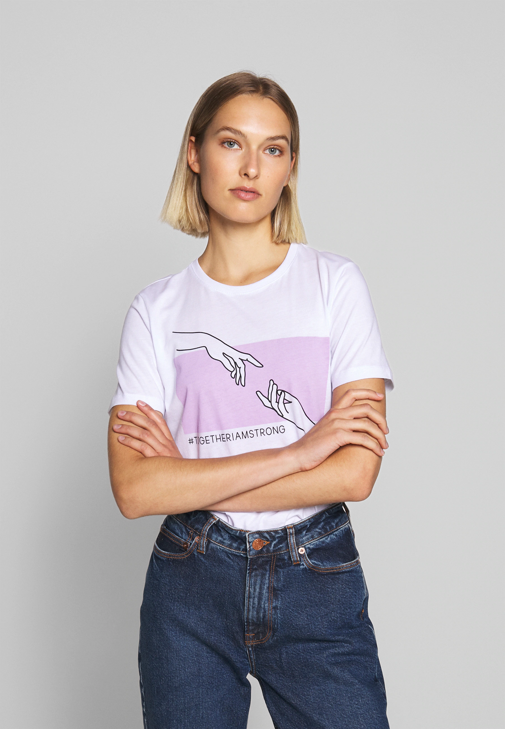 CHARITY T-SHIRT STRONGER